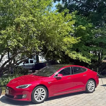 2016 Tesla Model S 75D