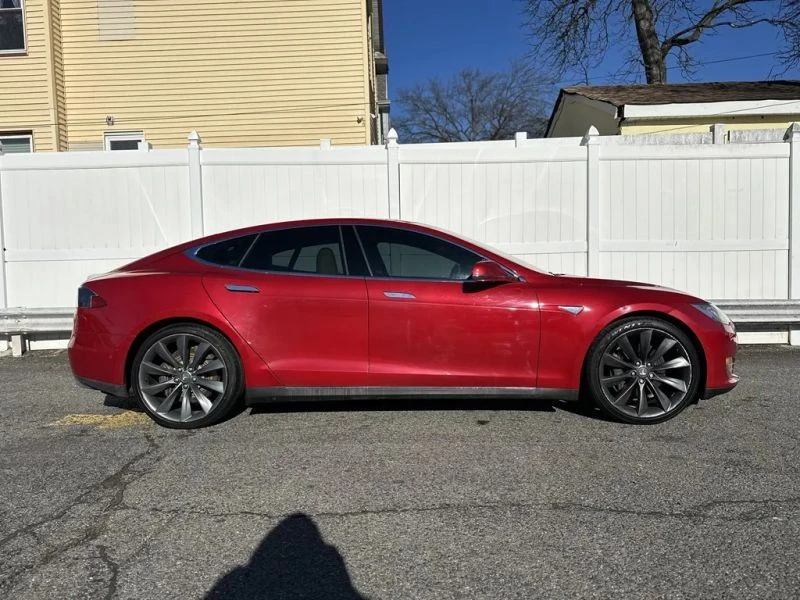 2016 Tesla Model S - Image 8 of 12