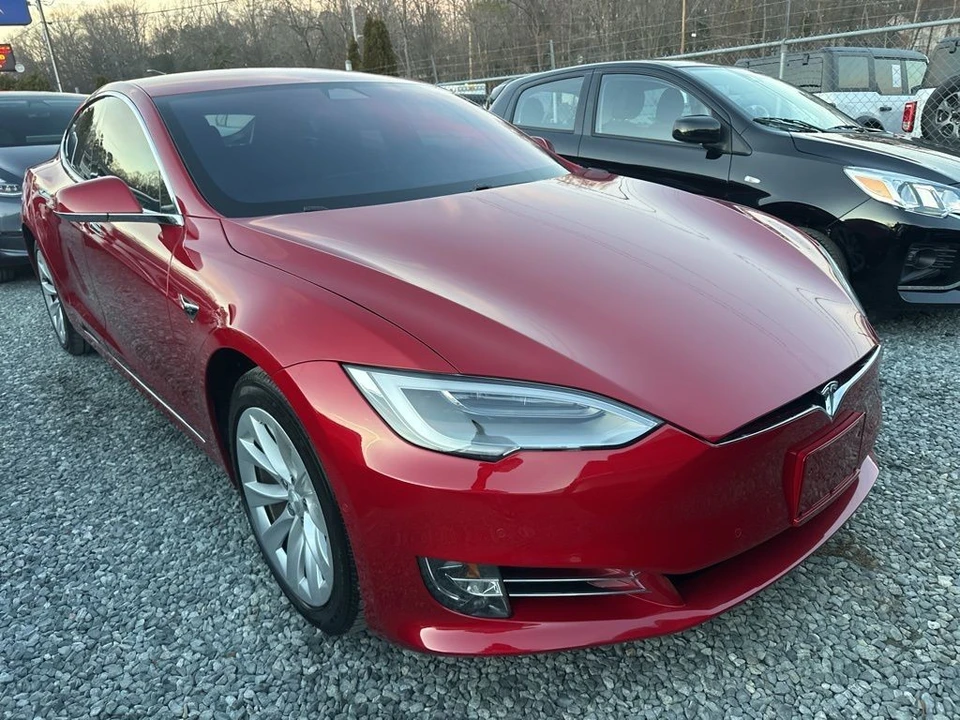 2016 Tesla Model S - Image 2 of 6