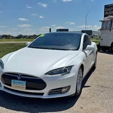 2016 Tesla Model S 85D Sedan 4D