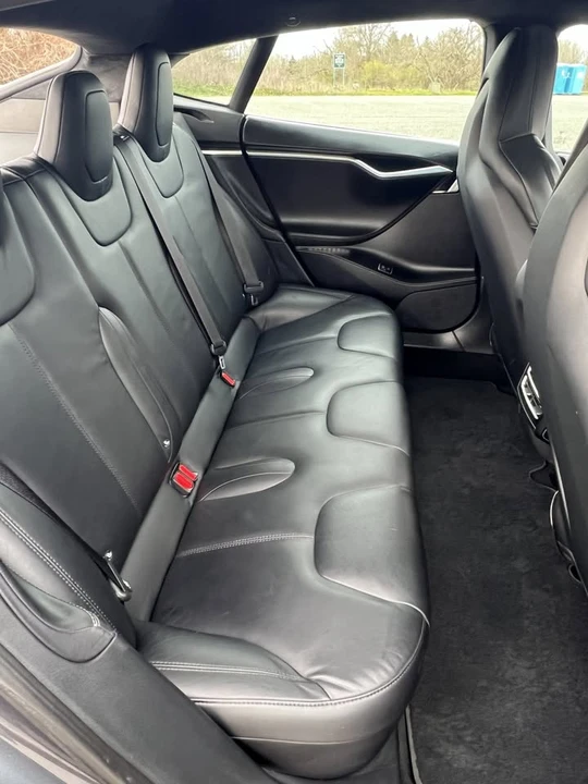 2016 Tesla Model S - Image 4 of 14