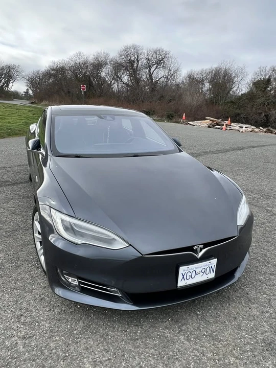 2016 Tesla Model S - Image 2 of 14