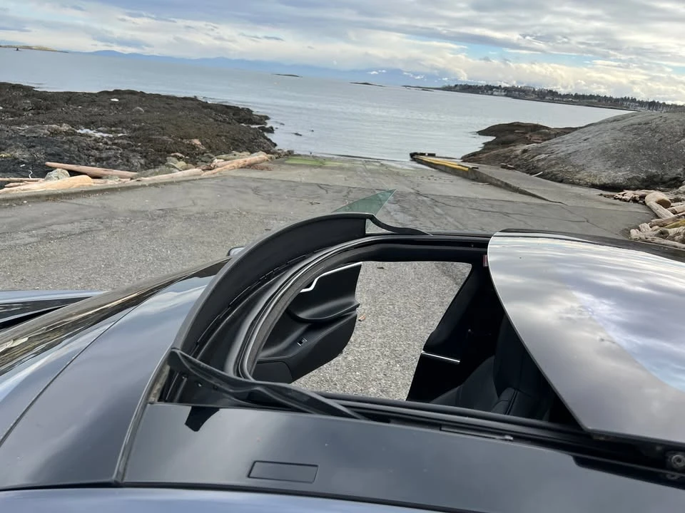 2016 Tesla Model S - Image 11 of 14