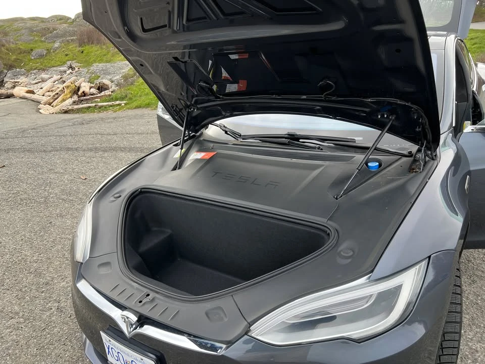 2016 Tesla Model S - Image 9 of 14