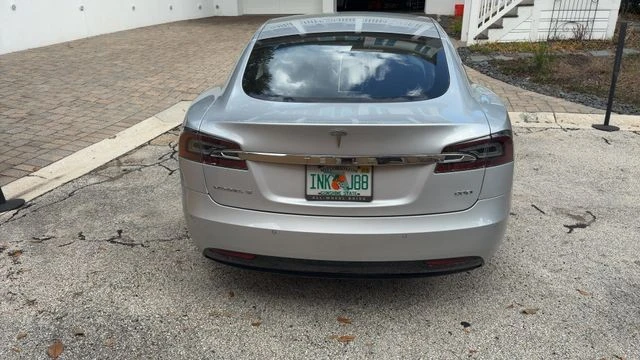 2016 Tesla Model S - Image 7 of 9