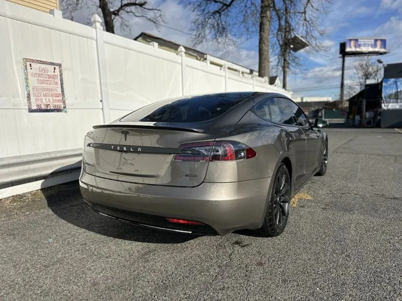 2016 Tesla Model S - Image 7 of 12