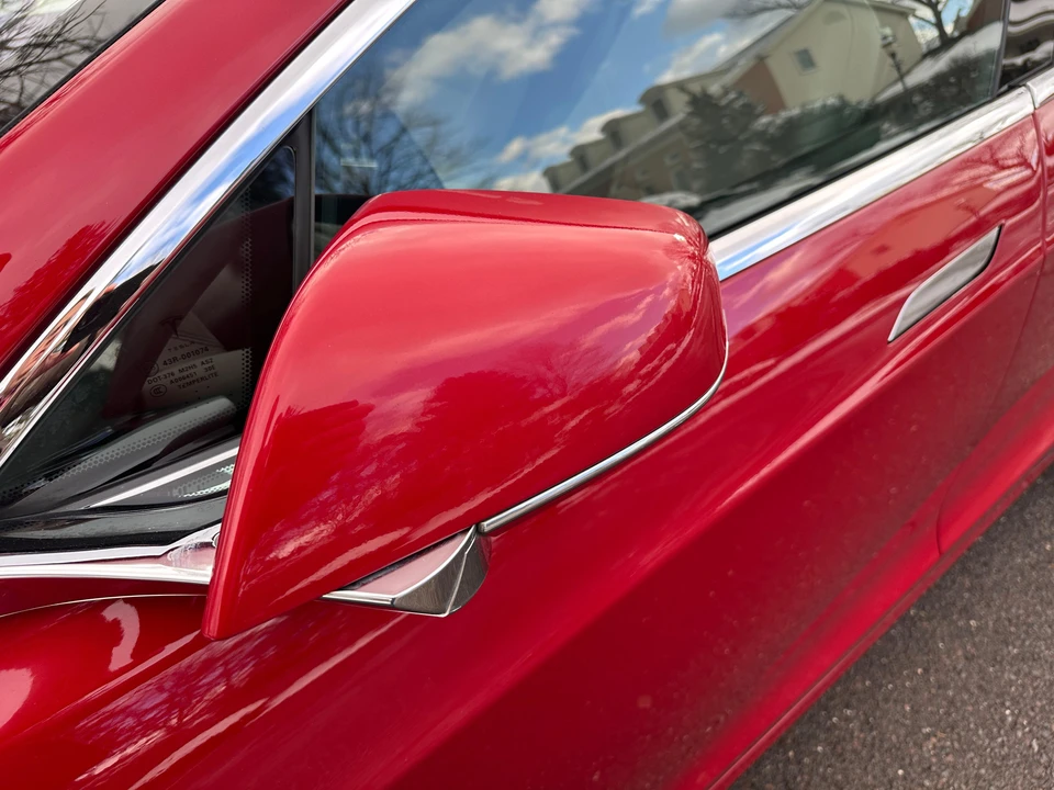 2016 Tesla Model S - Image 17 of 31