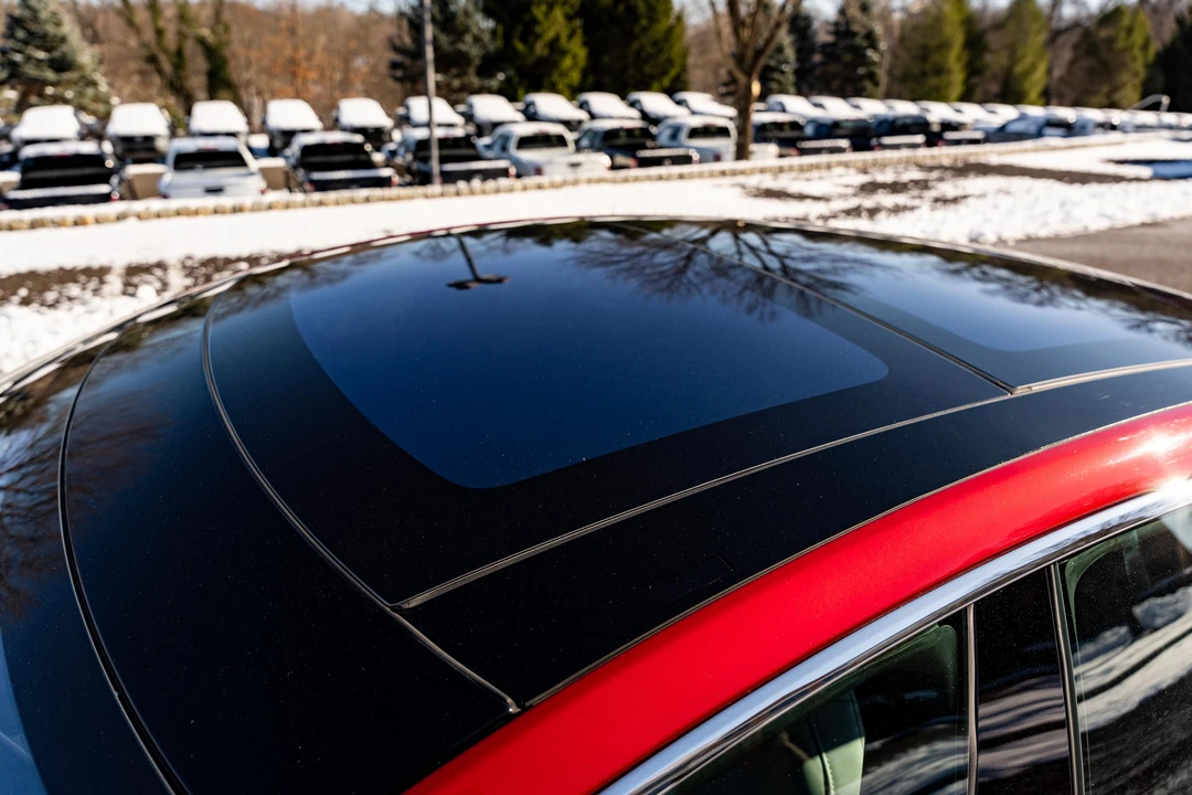 2016 Tesla Model S - Image 27 of 31