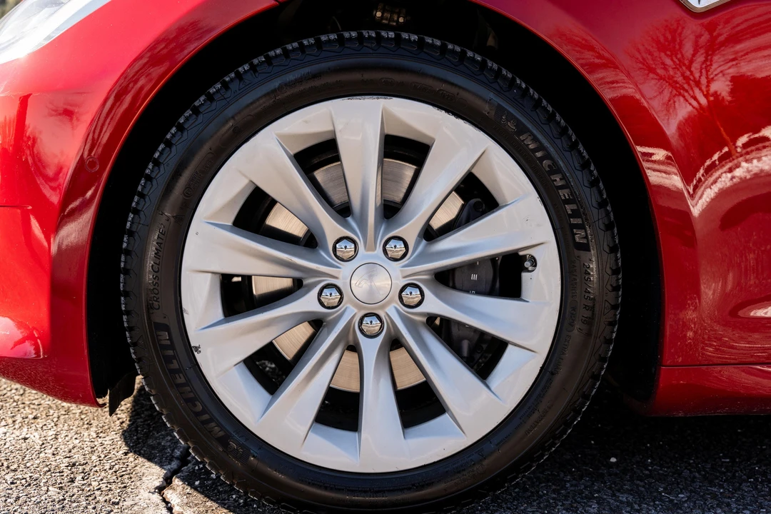 2016 Tesla Model S - Image 31 of 31