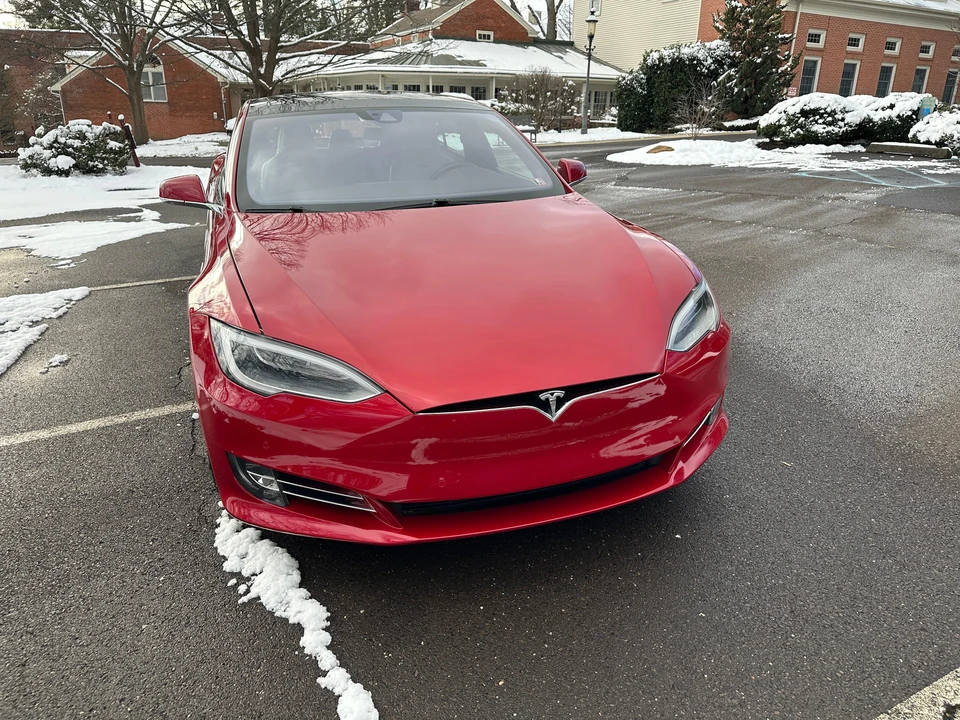 2016 Tesla Model S - Image 12 of 31