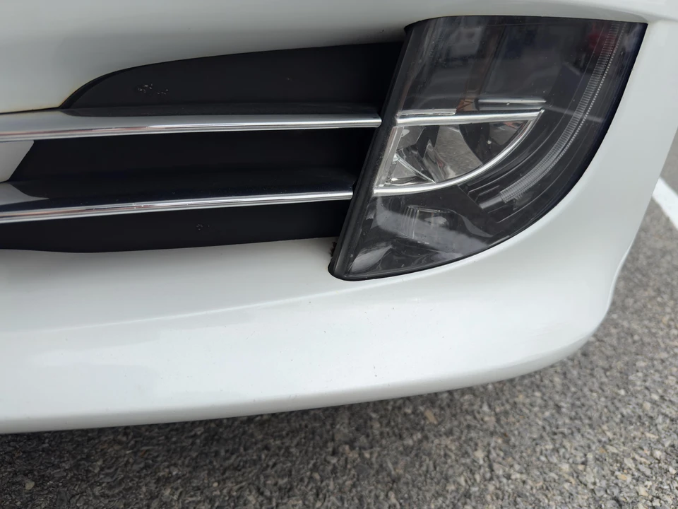 2016 Tesla Model S - Image 13 of 31