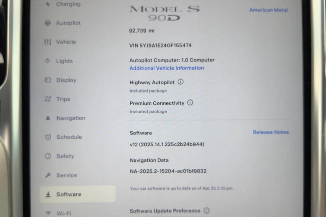2016 Tesla Model S - Image 30 of 31