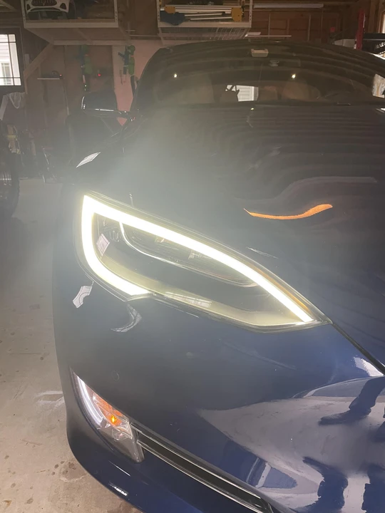 2016 Tesla Model S - Image 17 of 31