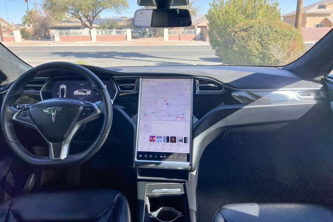 2016 Tesla Model S - Image 7 of 9