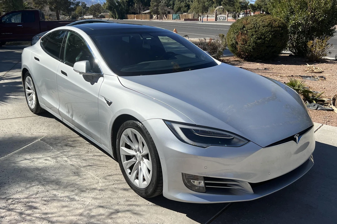 2016 Tesla Model S - Image 6 of 9
