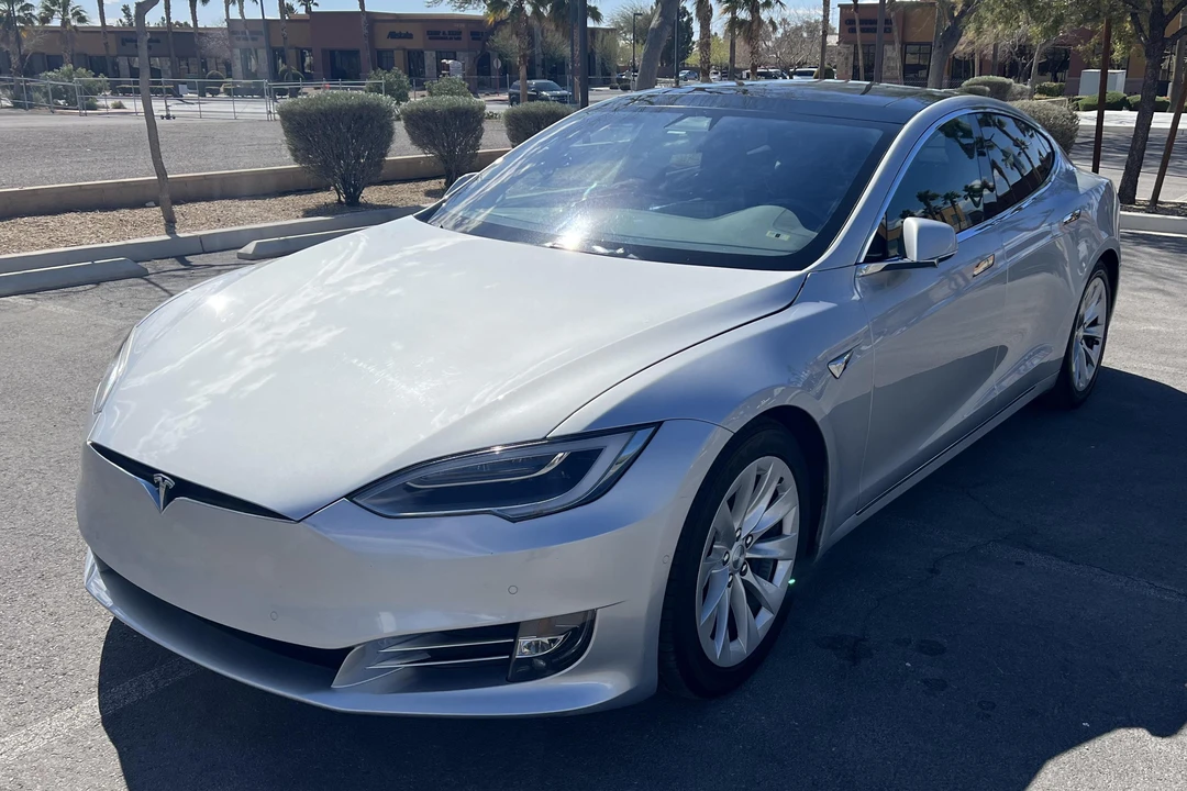 2016 Tesla Model S - Image 3 of 9
