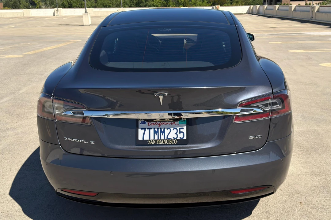 2016 Tesla Model S - Image 5 of 31