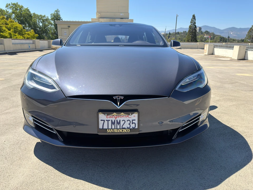 2016 Tesla Model S - Image 24 of 31