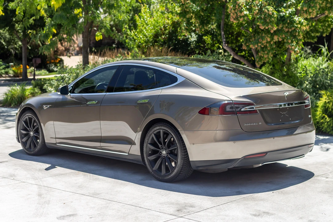 2016 Tesla Model S - Image 4 of 31