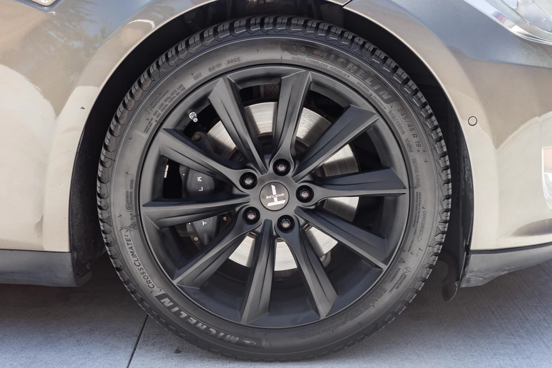 2016 Tesla Model S - Image 21 of 31