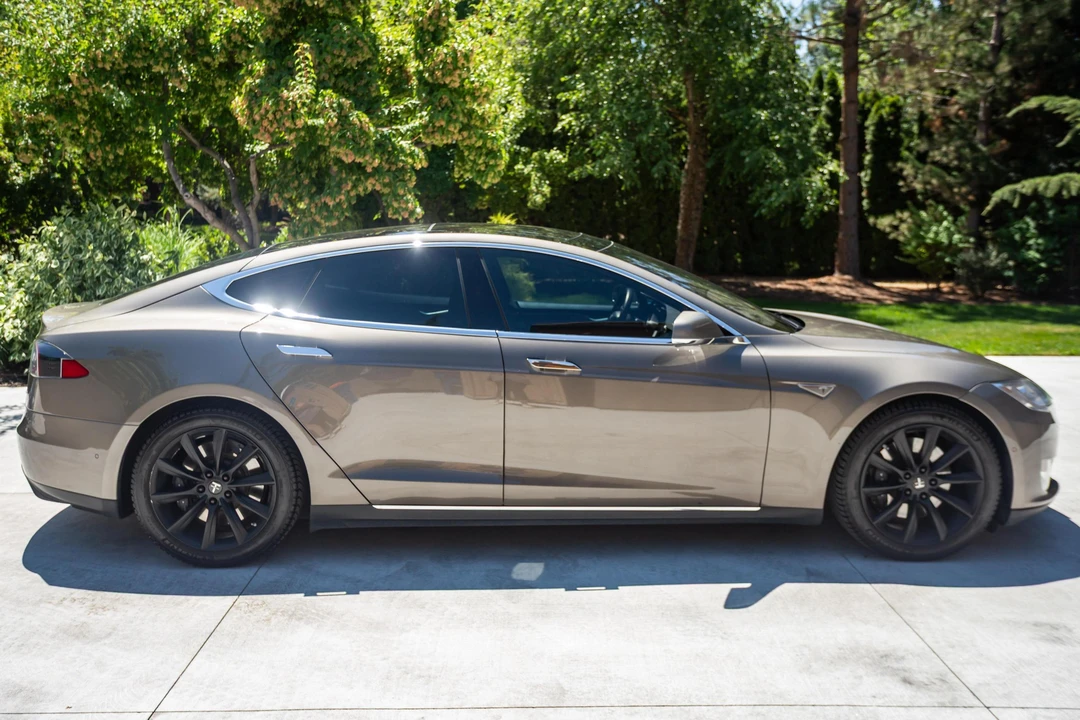 2016 Tesla Model S - Image 3 of 31