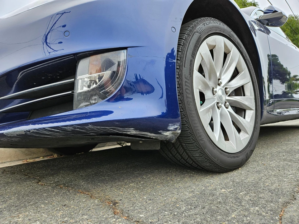 2016 Tesla Model S - Image 29 of 31