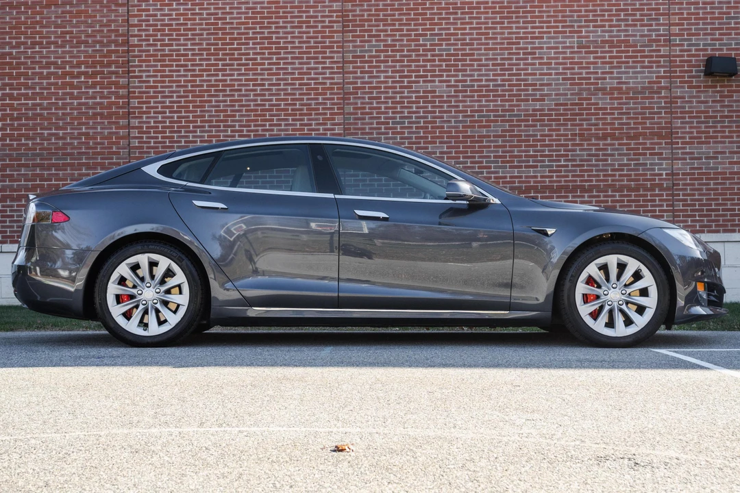 2016 Tesla Model S - Image 3 of 31
