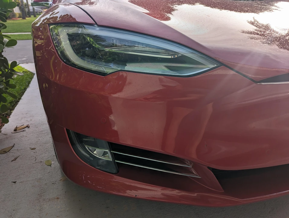 2016 Tesla Model S - Image 21 of 31
