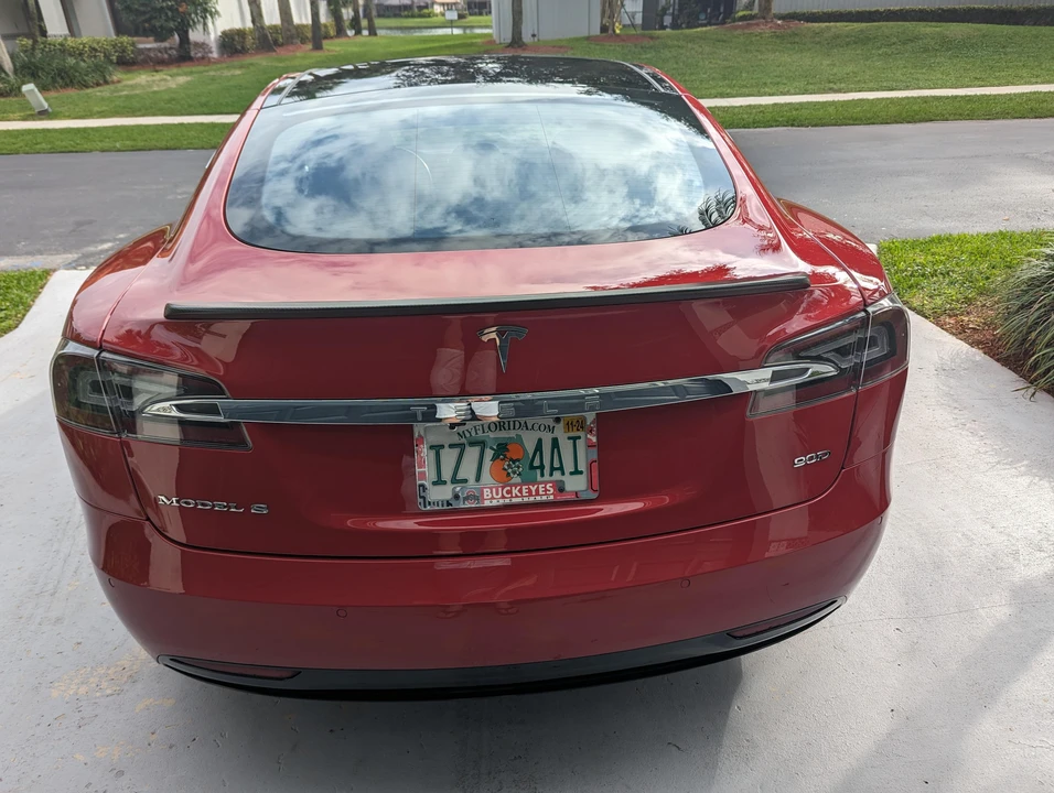 2016 Tesla Model S - Image 15 of 31