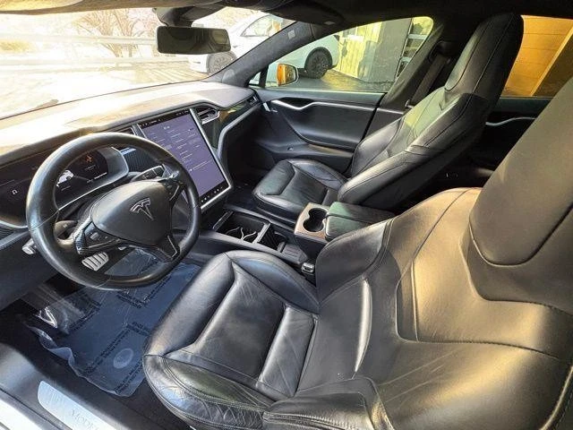 2016 Tesla Model S - Image 15 of 17
