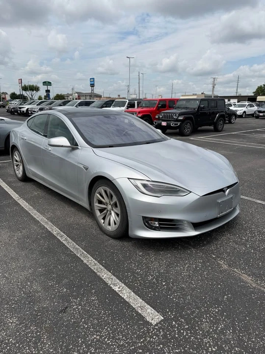 2016 Tesla Model S - Image 3 of 18