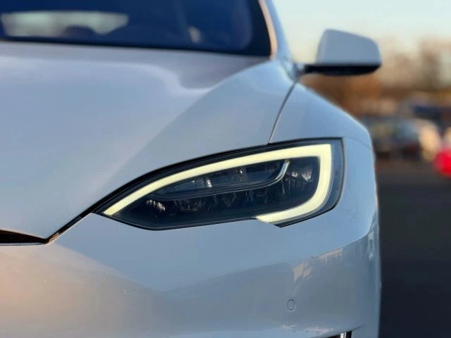 2016 Tesla Model S - Image 5 of 12