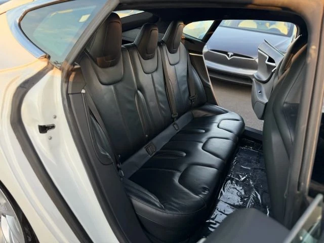2016 Tesla Model S - Image 11 of 12