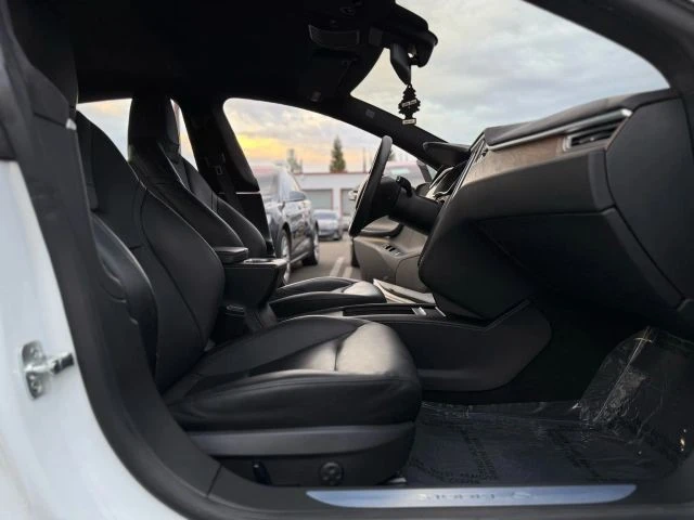 2016 Tesla Model S - Image 13 of 21