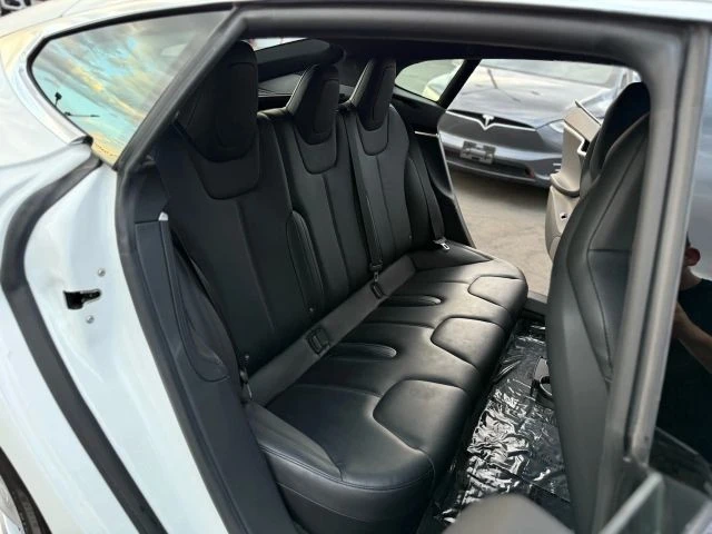 2016 Tesla Model S - Image 12 of 21