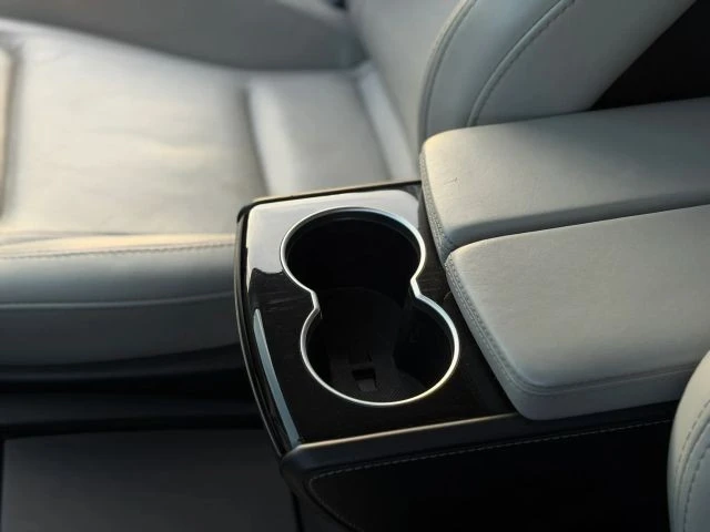 2016 Tesla Model S - Image 18 of 21