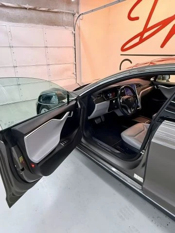 2016 Tesla Model S - Image 16 of 21