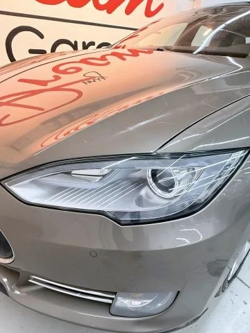 2016 Tesla Model S - Image 13 of 21