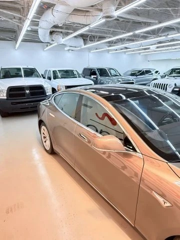 2016 Tesla Model S - Image 9 of 21