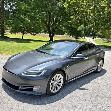 2016 Tesla Model S 90D