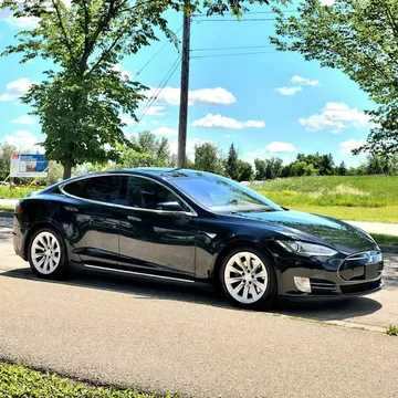 2016 Tesla Model S 90D