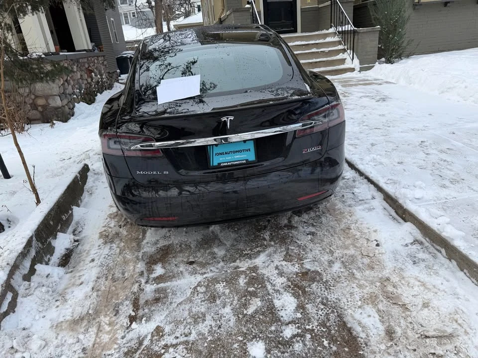 2016 Tesla Model S - Image 3 of 8