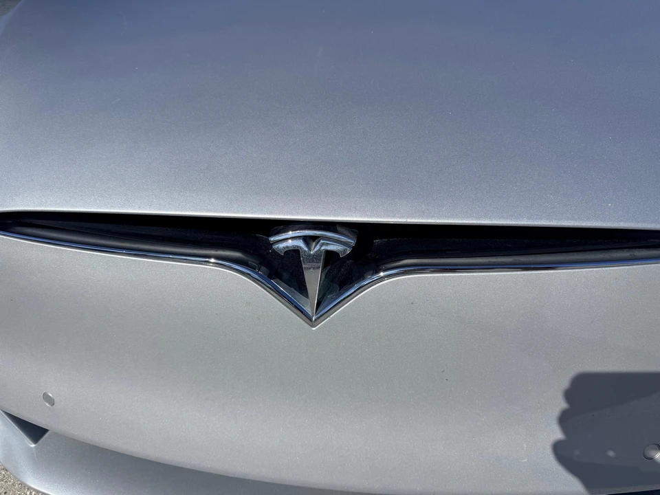2016 Tesla Model S - Image 20 of 31