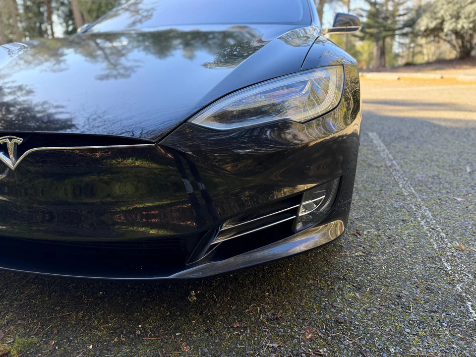2016 Tesla Model S - Image 12 of 31
