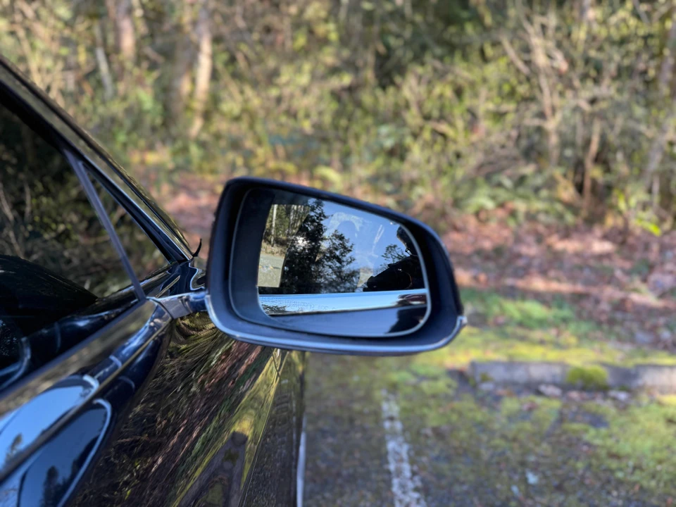 2016 Tesla Model S - Image 17 of 31