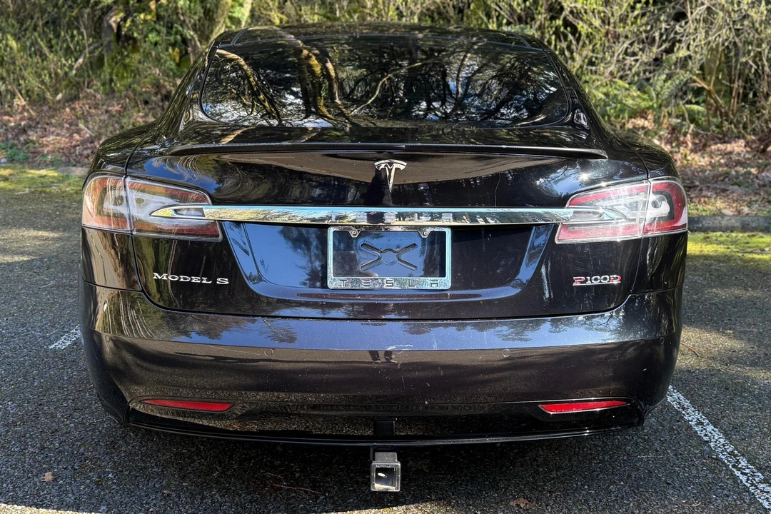 2016 Tesla Model S - Image 5 of 31