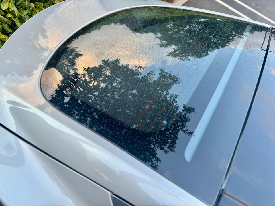 2016 Tesla Model S - Image 22 of 31
