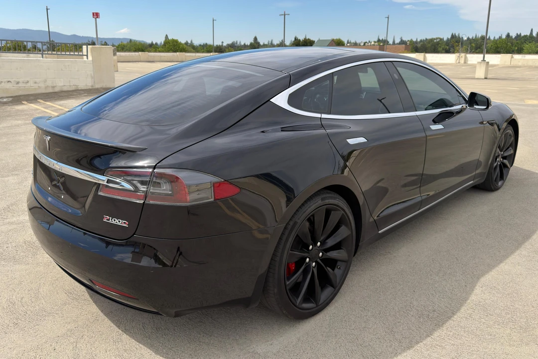 2016 Tesla Model S - Image 4 of 31