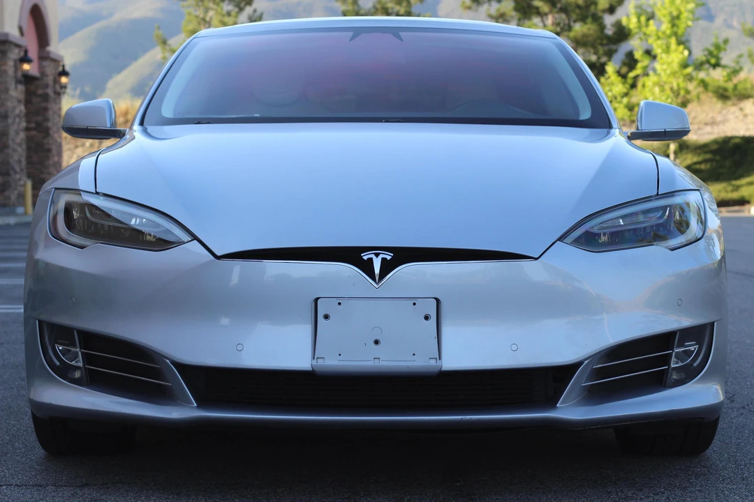 2016 Tesla Model S - Image 2 of 12