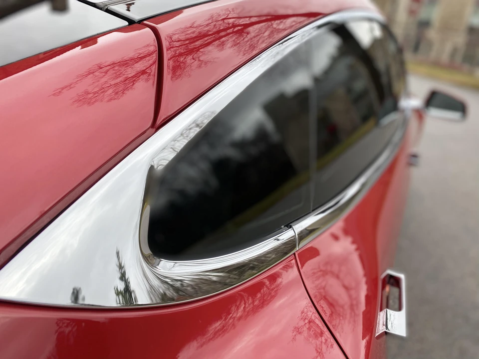 2016 Tesla Model S - Image 22 of 31